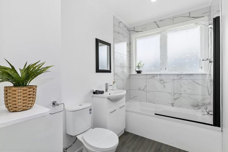 Photo of property in 127a Martin Street, Wallaceville, Upper Hutt, 5018