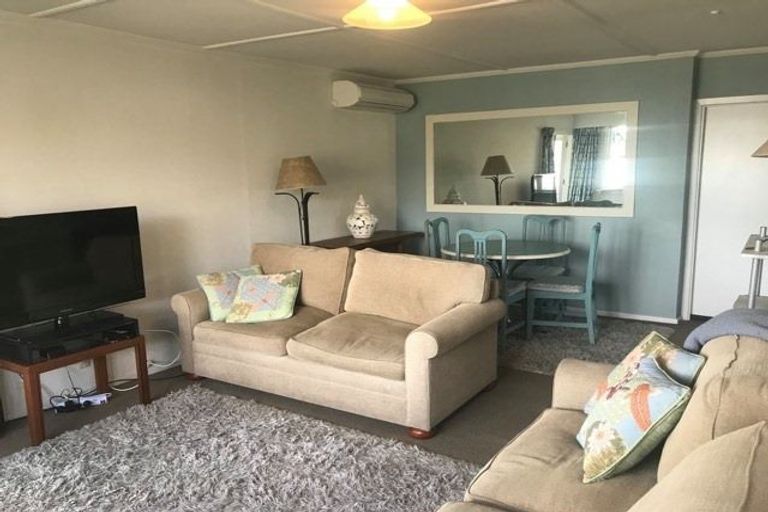 Photo of property in 22 Lake Avenue, Frankton, Queenstown, 9300