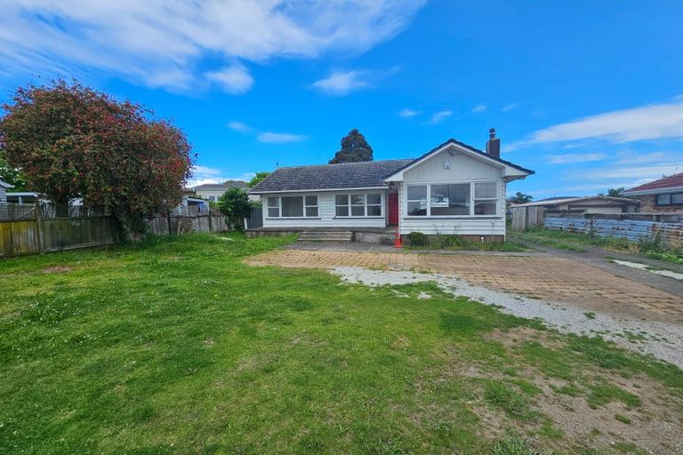 Photo of property in 6 Buckland Road, Mangere East, Auckland, 2024
