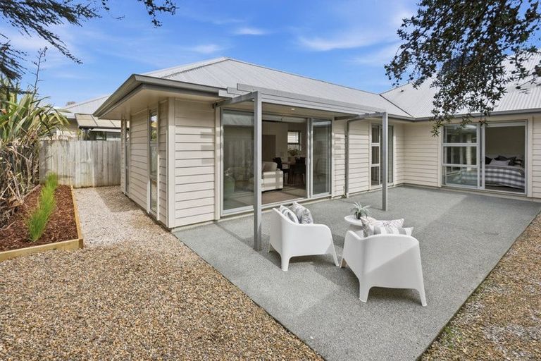 Photo of property in 19 Fairwater Road, Warkworth, 0910