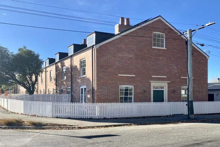 Photo of property in 10 Bunyan Street, Waltham, Christchurch, 8023