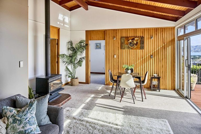 Photo of property in 33 Kiriwai Road, Paremata, Porirua, 5024