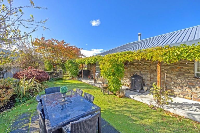 Photo of property in 6 Mill End, Wanaka, 9305