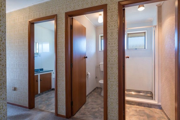 Photo of property in 2 Balmoral Place, Stoke, Nelson, 7011