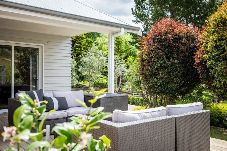 Photo of property in 1300 Waimarama Road, Waimarama, Havelock North, 4294