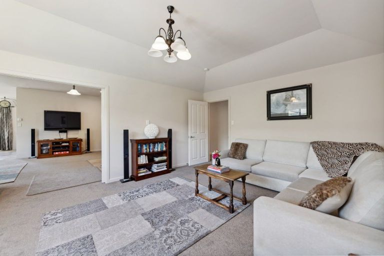 Photo of property in 10 Craddock Place, Waldronville, Dunedin, 9018