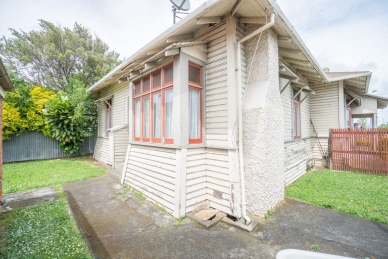 Photo of property in 432-434 Ferguson Street, Palmerston North, 4410