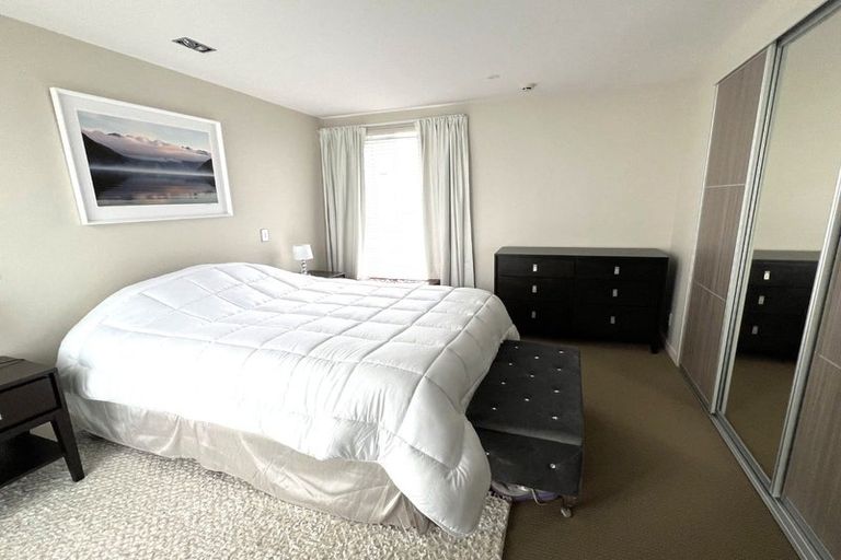 Photo of property in Portal Apartments, 7a/42 Cable Street, Te Aro, Wellington, 6011