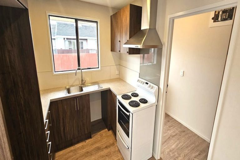 Photo of property in 2/64 Tancred Street, Linwood, Christchurch, 8011