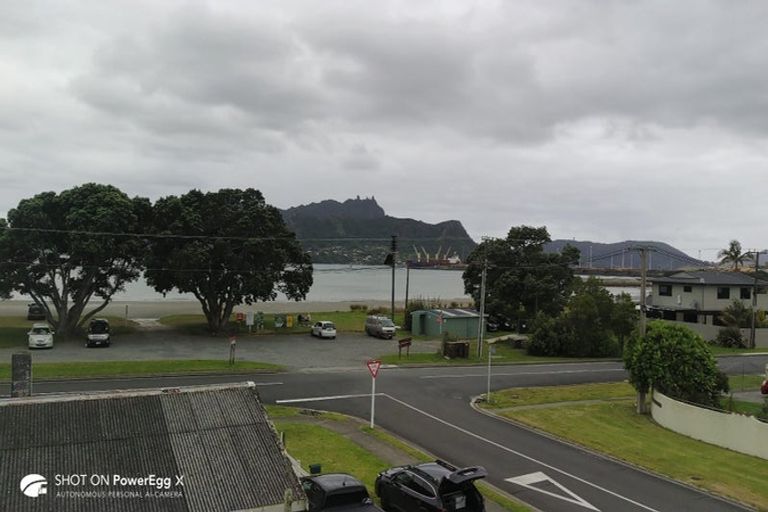 Photo of property in 2 Finch Street, One Tree Point, 0118