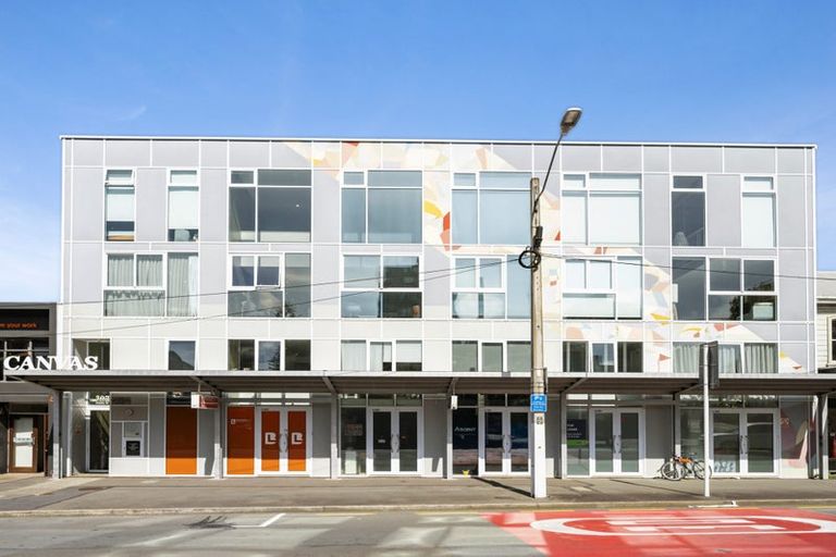 Photo of property in Canvas Apartments, 8/307 Willis Street, Te Aro, Wellington, 6011