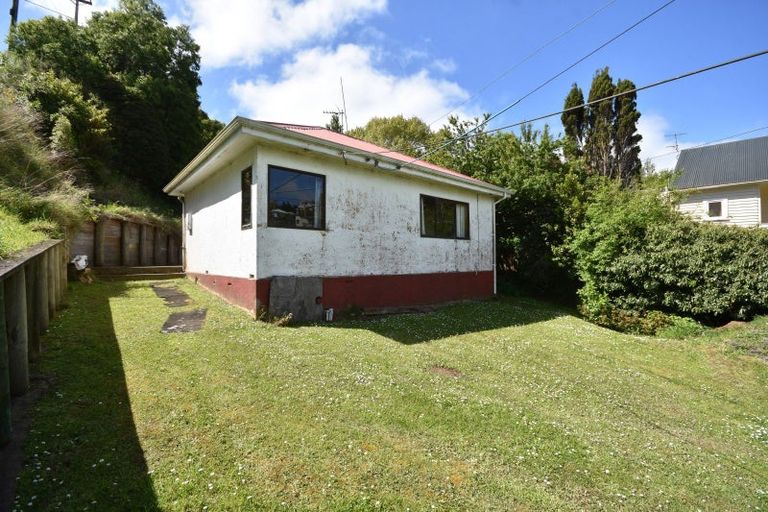 Photo of property in 12 Kellas Street, Macandrew Bay, Dunedin, 9014