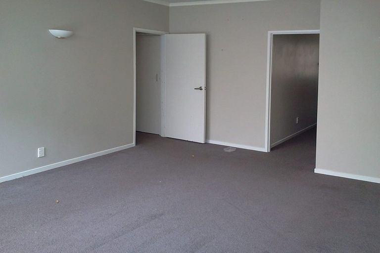 Photo of property in 2/25 Saint Vincent Avenue, Remuera, Auckland, 1050
