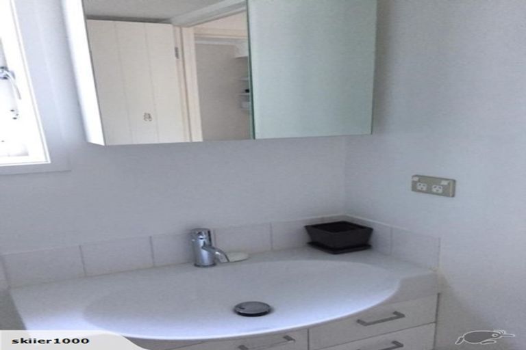 Photo of property in 24 Cottleville Terrace, Thorndon, Wellington, 6011