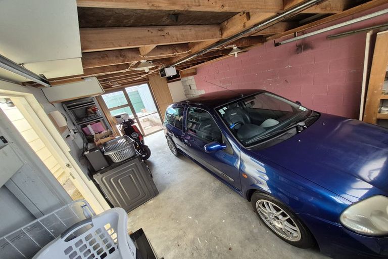 Photo of property in 17a Cecil Place, Cloverlea, Palmerston North, 4412