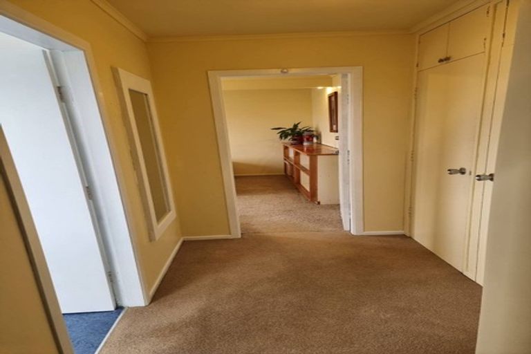 Photo of property in 54 Highbury Road, Highbury, Wellington, 6012