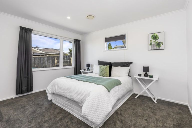Photo of property in 202 Archers Road, Glenfield, Auckland, 0629