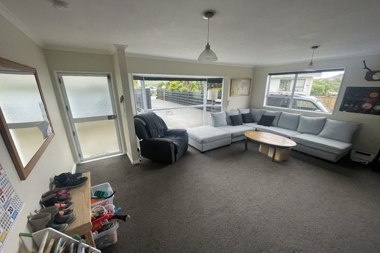 Photo of property in 303 Mitchell Street, Brooklyn, Wellington, 6021