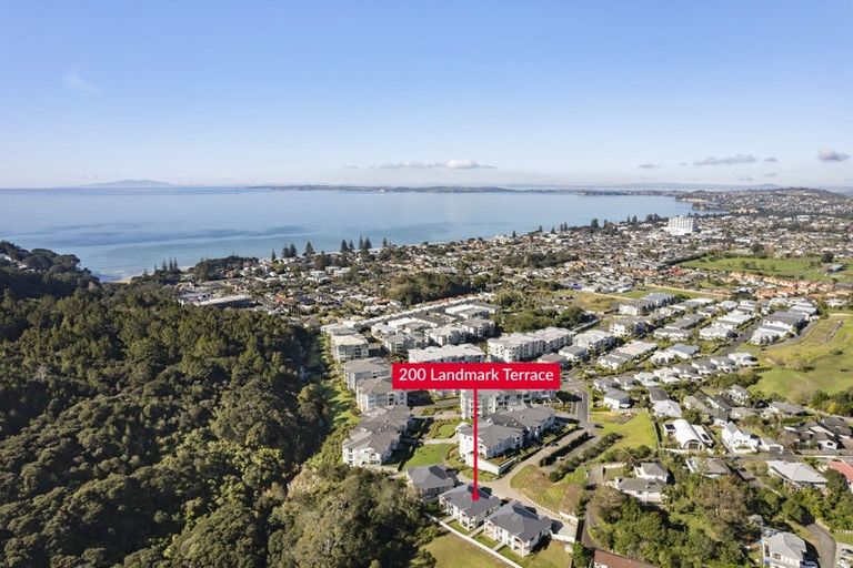Photo of property in 200 Landmark Terrace, Orewa, 0931