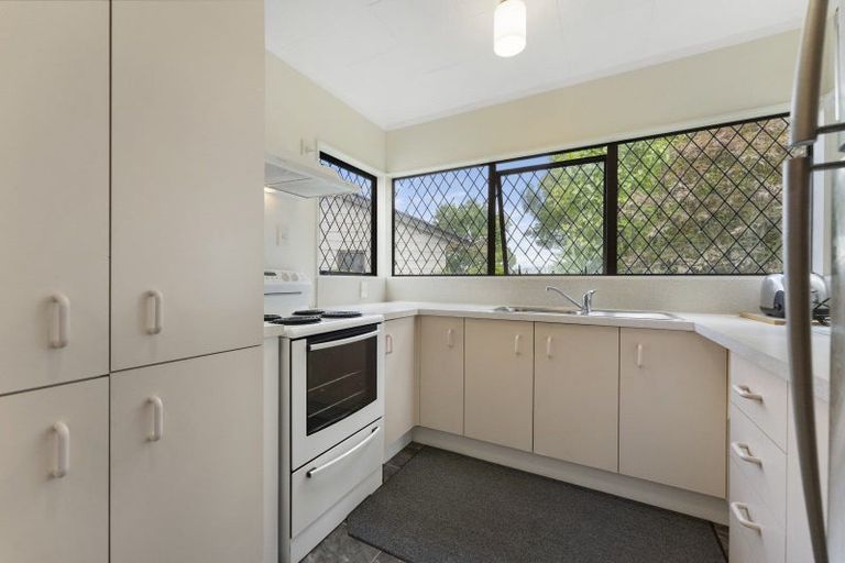 Photo of property in 68 Geraldine Crescent, Cloverlea, Palmerston North, 4412