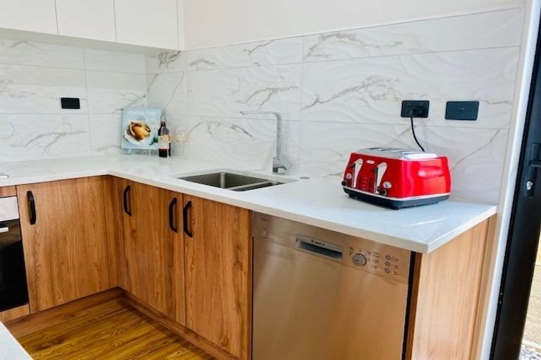 Photo of property in 110d Elliot Street, Pahurehure, Papakura, 2113