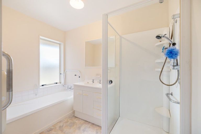 Photo of property in 2b Hilton Drive, Amberley, 7410