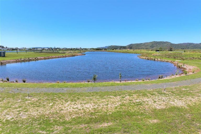 Photo of property in 7 Taniwha Place, Matarangi, 3592