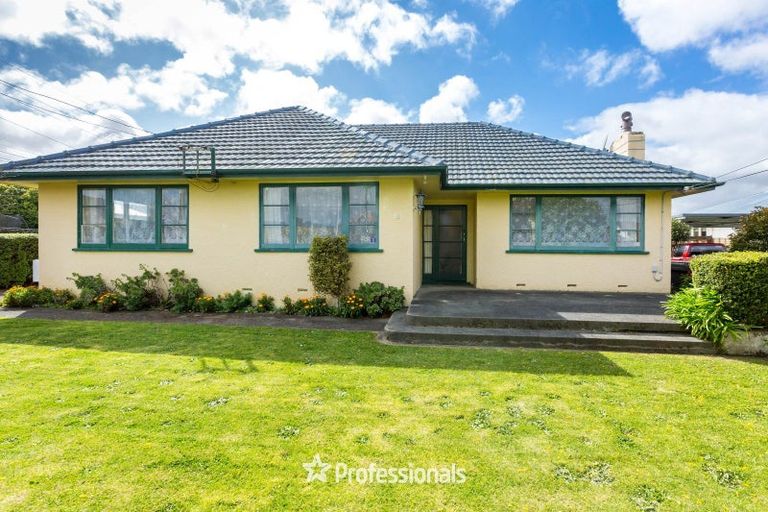 Photo of property in 8 Stephen Street, Trentham, Upper Hutt, 5018