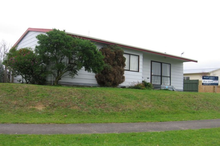 Photo of property in 11a Cargill Grove, Kelvin Grove, Palmerston North, 4414