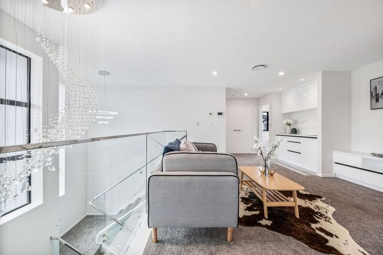 Photo of property in 82 Tir Conaill Avenue, Flat Bush, Auckland, 2019