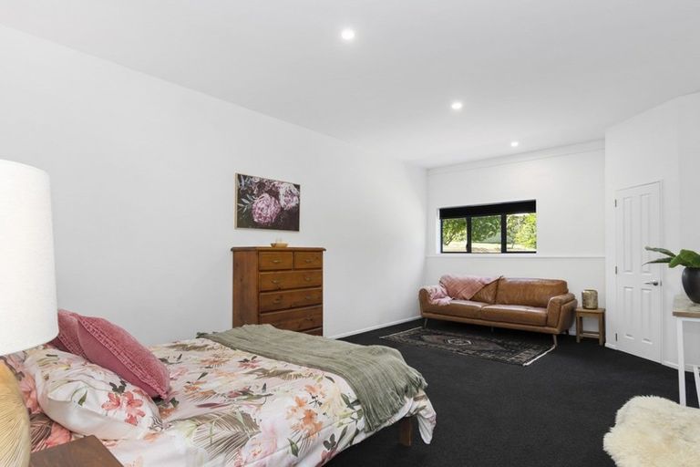 Photo of property in 14 Guildford Place, Bethlehem, Tauranga, 3110