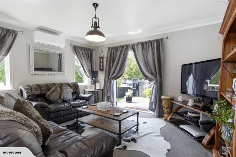 Photo of property in 521a Devonport Road, Tauranga South, Tauranga, 3112