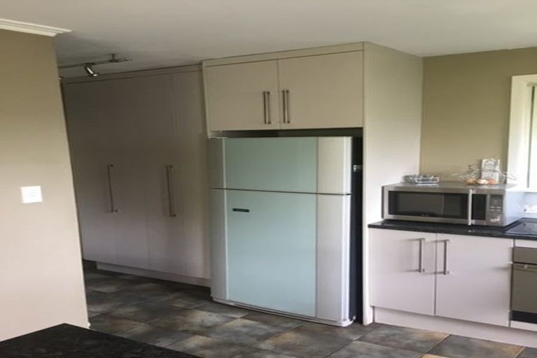 Photo of property in 12 Ladbrokes Place, Fendalton, Christchurch, 8052