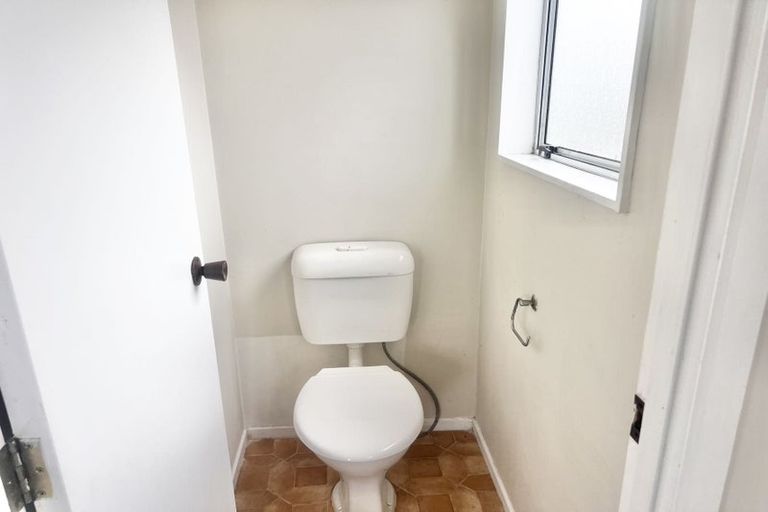 Photo of property in 9 Marriott Road, Pakuranga, Auckland, 2010