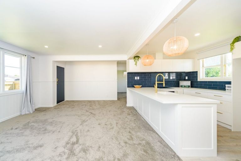 Photo of property in 10 Charles Street, Feilding, 4702