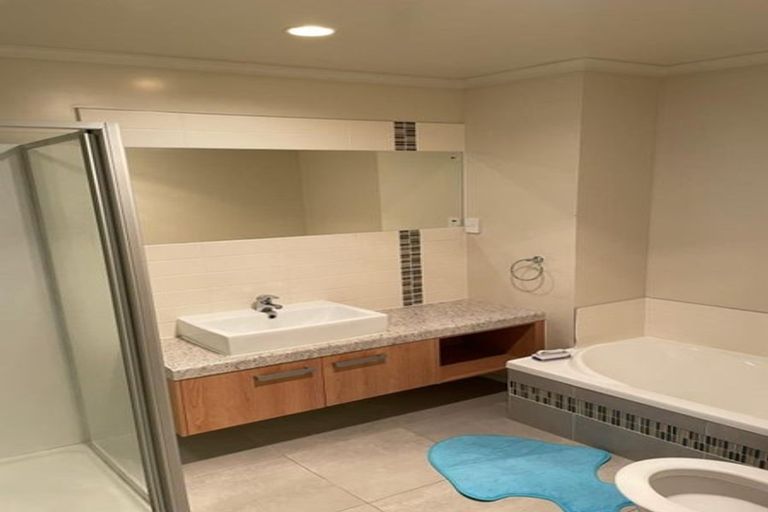 Photo of property in 43 Bruce Pulman Drive, Takanini, 2112