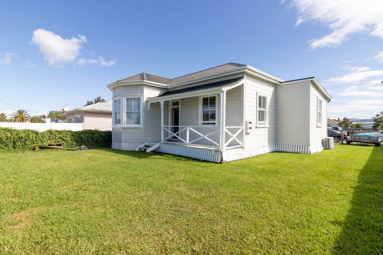 Photo of property in 17 Junction Road, Paeroa, 3600