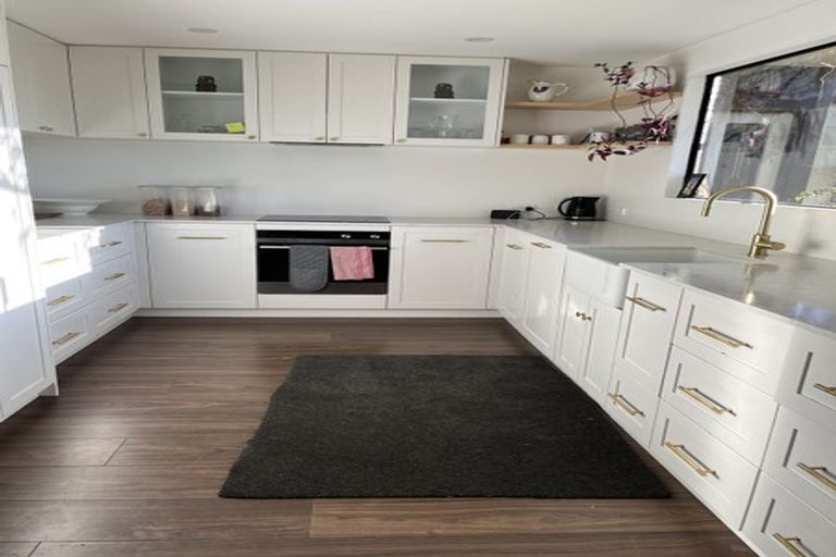 Photo of property in 21 Abercrombie Street, Milton, 9220