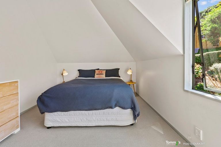 Photo of property in 15a Lower Watt Street, Wadestown, Wellington, 6012