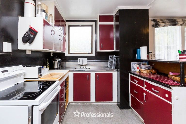 Photo of property in 8 Maher Street, Elderslea, Upper Hutt, 5018