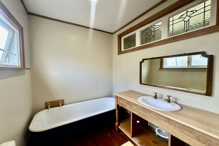 Photo of property in 14 Drivers Road, Maori Hill, Dunedin, 9010