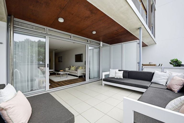 Photo of property in Ocean Breeze Apts, 7107/87 Clyde Road, Browns Bay, Auckland, 0630