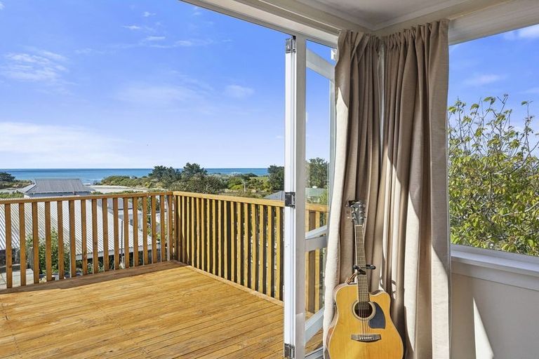 Photo of property in 17 Seaview Road, Brighton, Dunedin, 9035