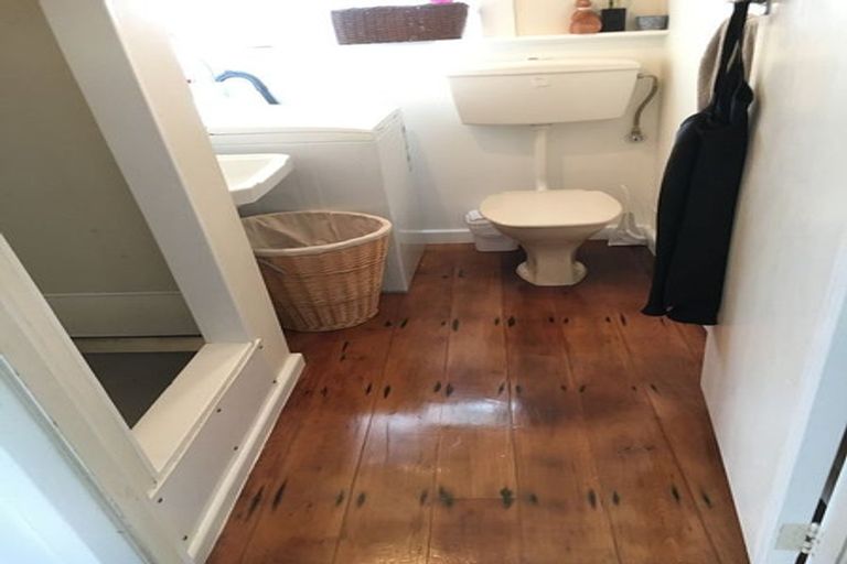 Photo of property in 3/23 Clifton Terrace, Kelburn, Wellington, 6012