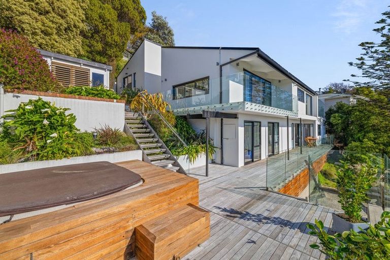 Photo of property in 21 Whareora Terrace, Cashmere, Christchurch, 8022