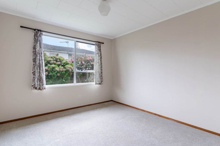 Photo of property in 22 Rowandale Avenue, Manurewa, Auckland, 2102
