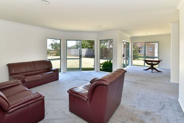 Photo of property in 81 Alec Craig Way, Gulf Harbour, Whangaparaoa, 0930