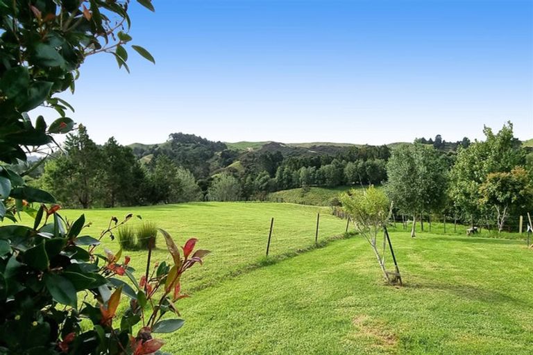 Photo of property in 210k Monowai Road, Wainui, Silverdale, 0994