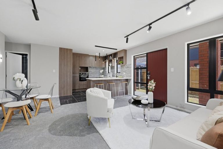 Photo of property in 716c Massey Road, Mangere, Auckland, 2022