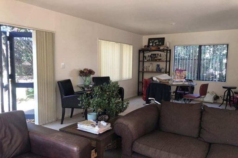 Photo of property in 1/8 Belmont Terrace, Milford, Auckland, 0620